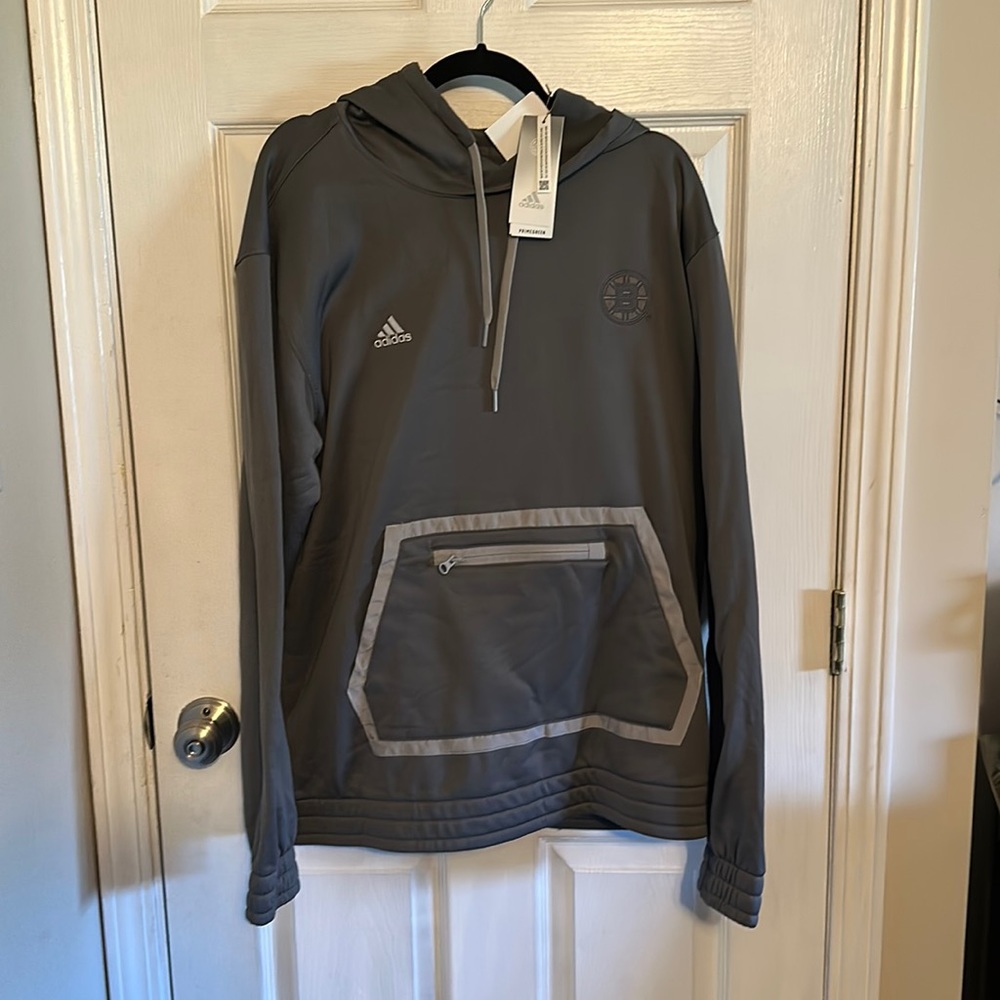 New Adidas Boston Bruins hooded sweatshirt XL